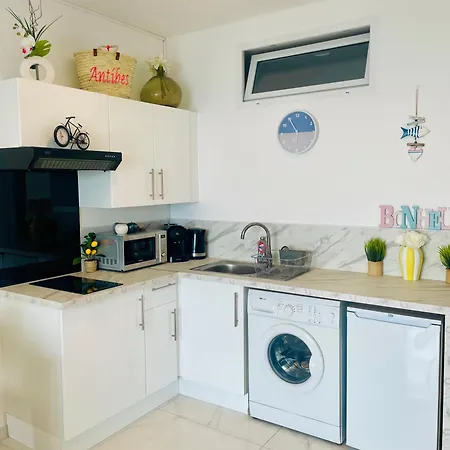 Apartman Sea View In Les Pins