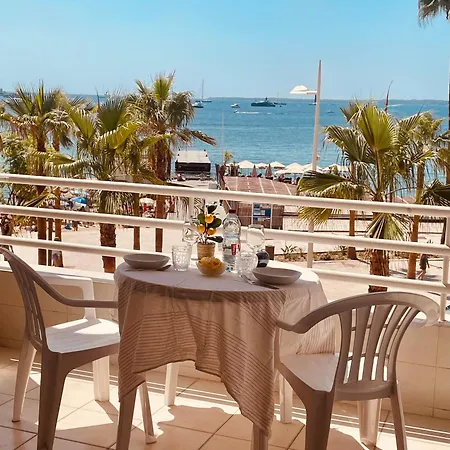 公寓 Sea View In Les Pins